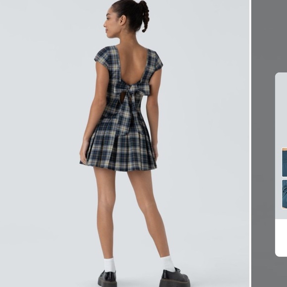 Halara Backless Tie Back U Neck Plaid Pleated Hem Mini Casual Dress NWT - Picture 6 of 7